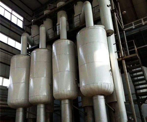 多效連續(xù)蒸發(fā)器的特點: 多效連續(xù)蒸發(fā)器的特點: