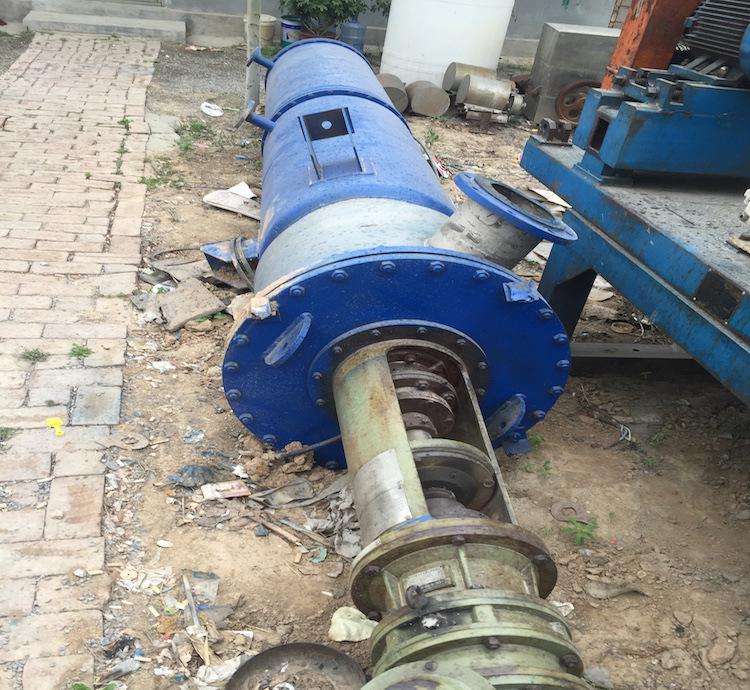 刮板式薄膜蒸發器的基本原理及其特點的論述: 刮板式薄膜蒸發器的基本原理及其特點的論述: